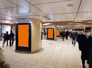 J・ADビジョン ステーションネットワーク単駅 東京駅京葉通路｜京葉線ホームへ続く動線上でアプローチできる映像広告