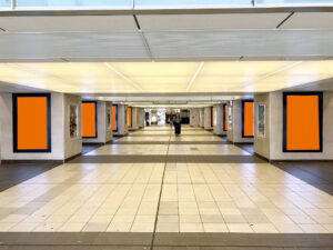 J・ADビジョン ステーションネットワーク単駅 吉祥寺駅南北自由通路