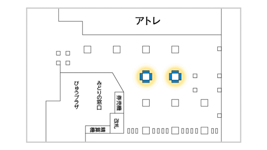 秋葉原駅電気街口改札前に設置されています。近くにアトレがあります。
